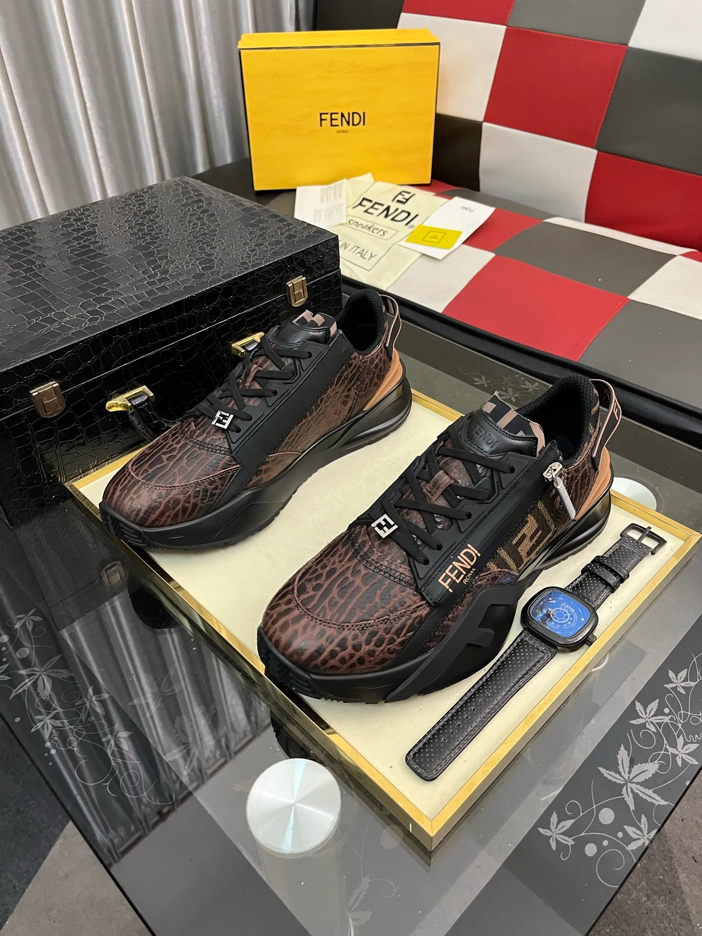 Men's shoes 💰620⌚️⌚️ FEND* — Fendi Flow men's casual sneakers, with elastic straps, side zippers, and corrugated soles engraved with F. Embossed Fendi Flow lettering on the heel. Made of technical fabric and a mix of blue and genuine leather. Decorated with Lycra® details. FF graphic tongue. Ultra-light and wear-resistant EVA sole. Code number: 38-44
